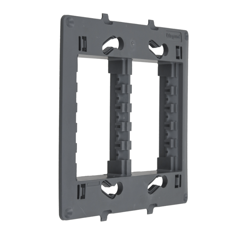 Suporte Pial Plus+ 4x4 para 6 Módulos - Inova Materiais Elétricos