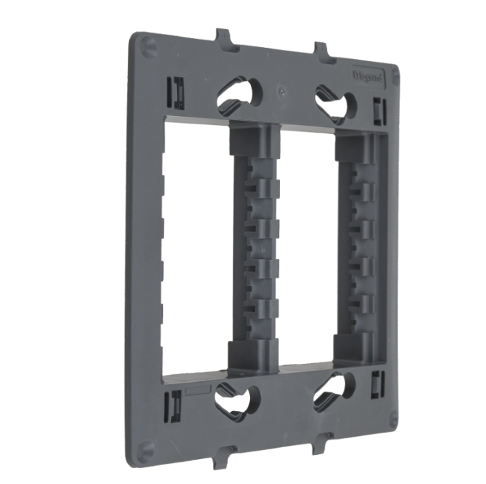 Suporte Pial Plus+ 4x4 para 6 módulos - 612124NT