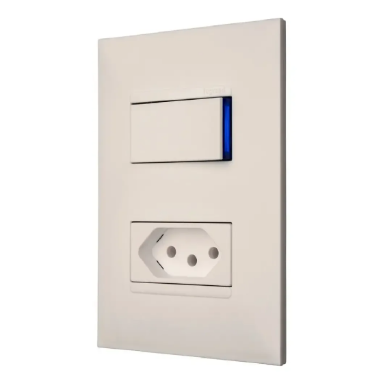 Conjunto Interruptor Simples + Tomada 20A Pialplus+ Branco