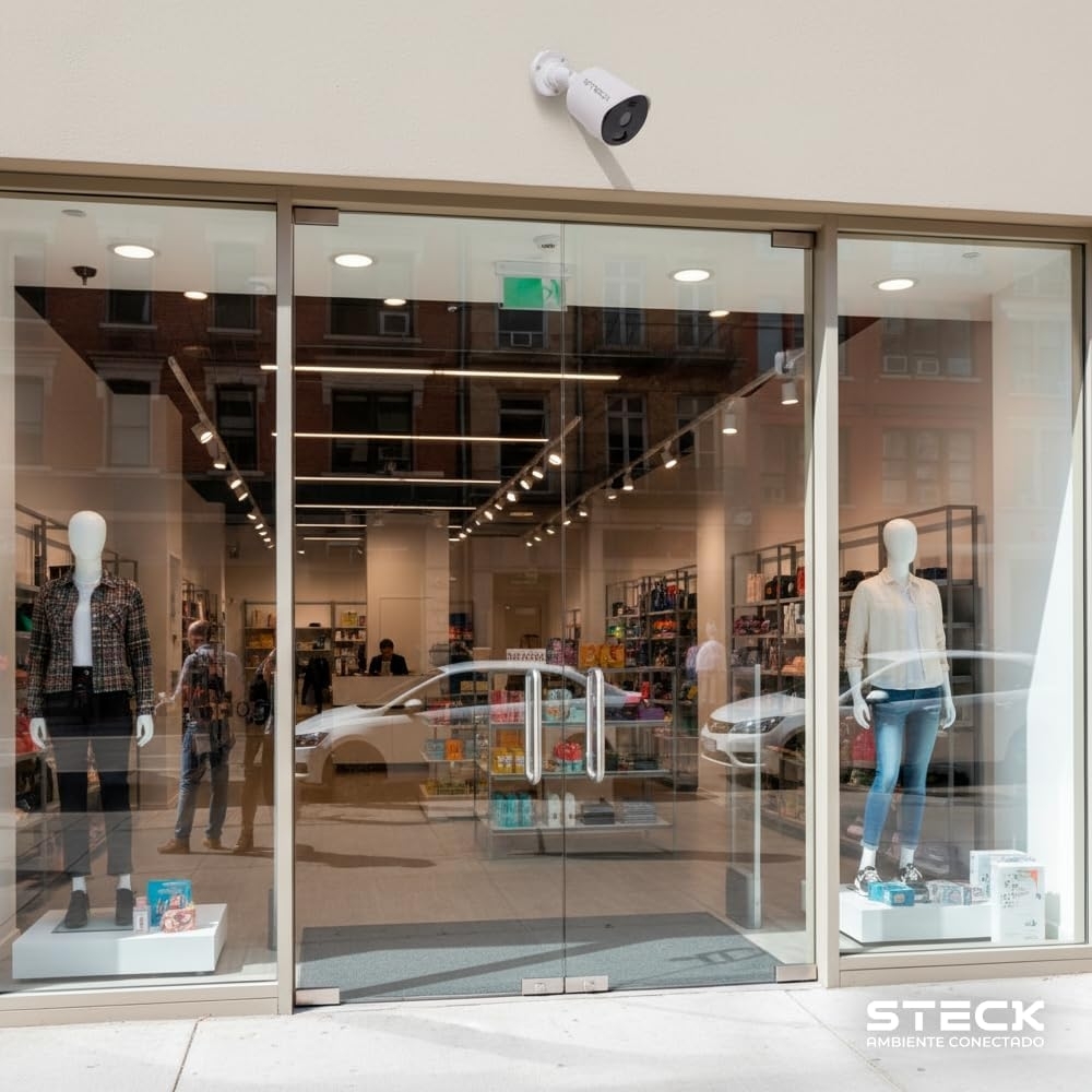 Câmera De Segurança Inteligente Steck Externa Fixa Wi-Fi HD Ip65 -SCAM2BS1