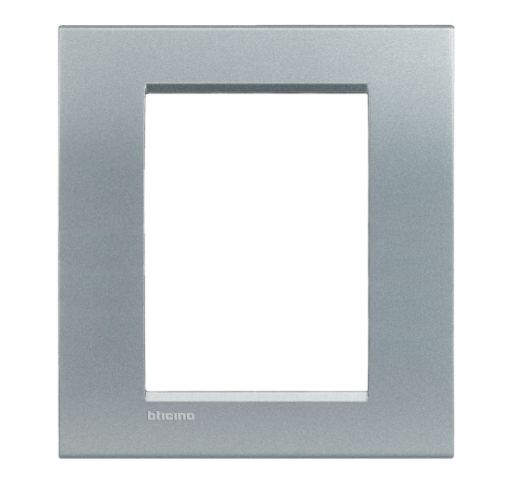 Placa Living Light 4x4 para 6 módulos Tech - LNA4826TE